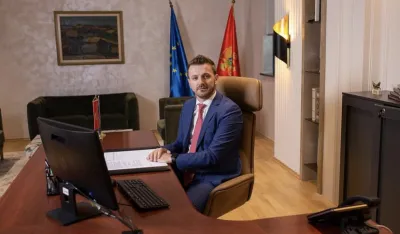 Технички мандат у удобној фотељи: Мараш у кабинету након реконструкције