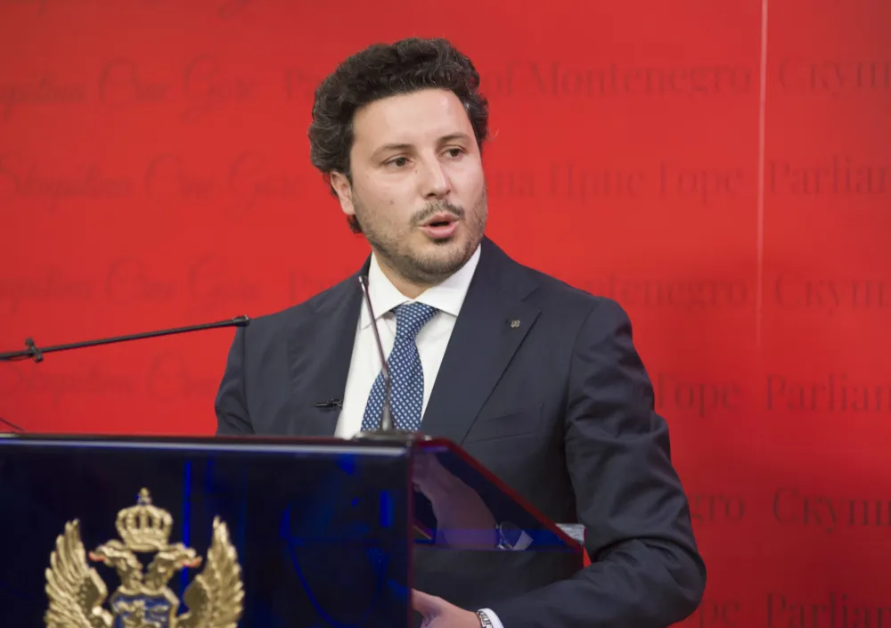 Abazović: Na&scaron;e molitve su sa porodicama preminulih i prijateljskim narodom Turske