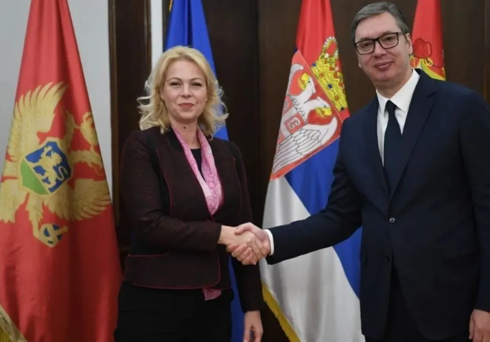 Vučić sa Đurović o jačanju saradnje Srbije i Crne Gore