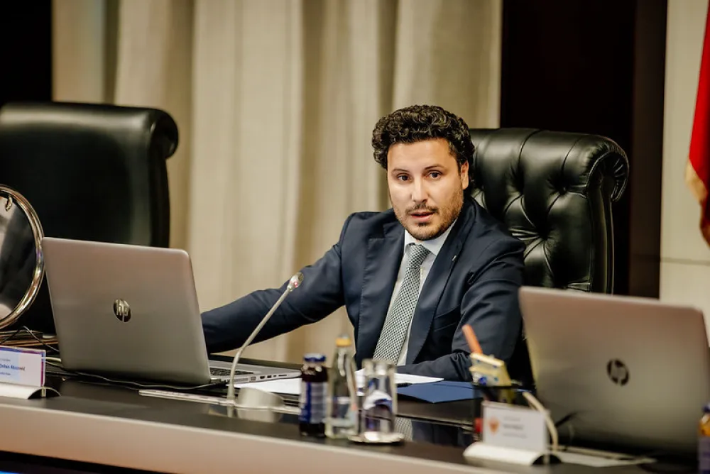 Abazović: Penzionerima od danas minimalna isplata 253 eura