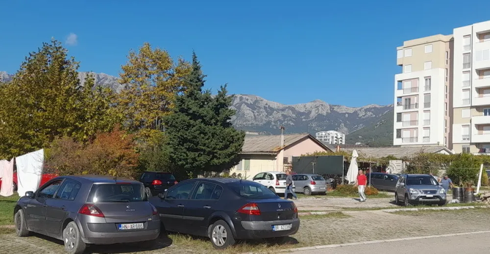 Op&scaron;tina ni&scaron;ta niјe pomogla zaposlene u CB Bar: Kvadrat stana skočio duplo