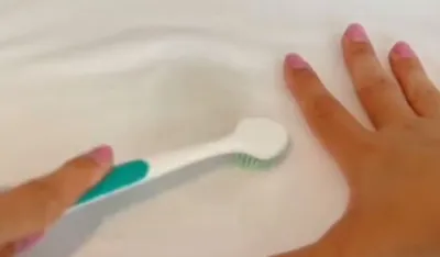 Trik za potpuno uklanjanje masnih fleka sa odjeće