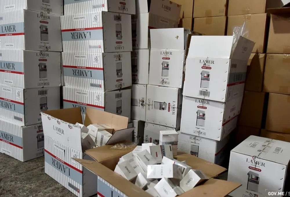 UP: Milo&scaron;ević nije konsultovao SPO o formiranju Komisije za uni&scaron;tenje cigareta