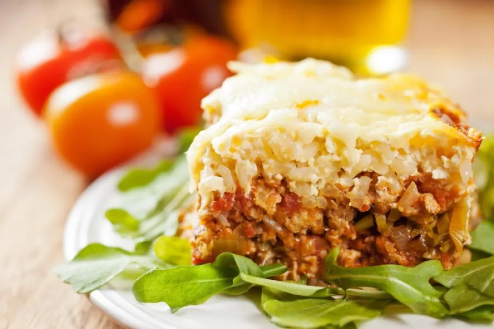 Ki&scaron; sa povrćem i mljevenim mesom