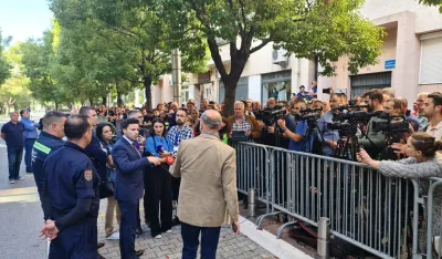 Dritan Abazović se obraća vatrogascima