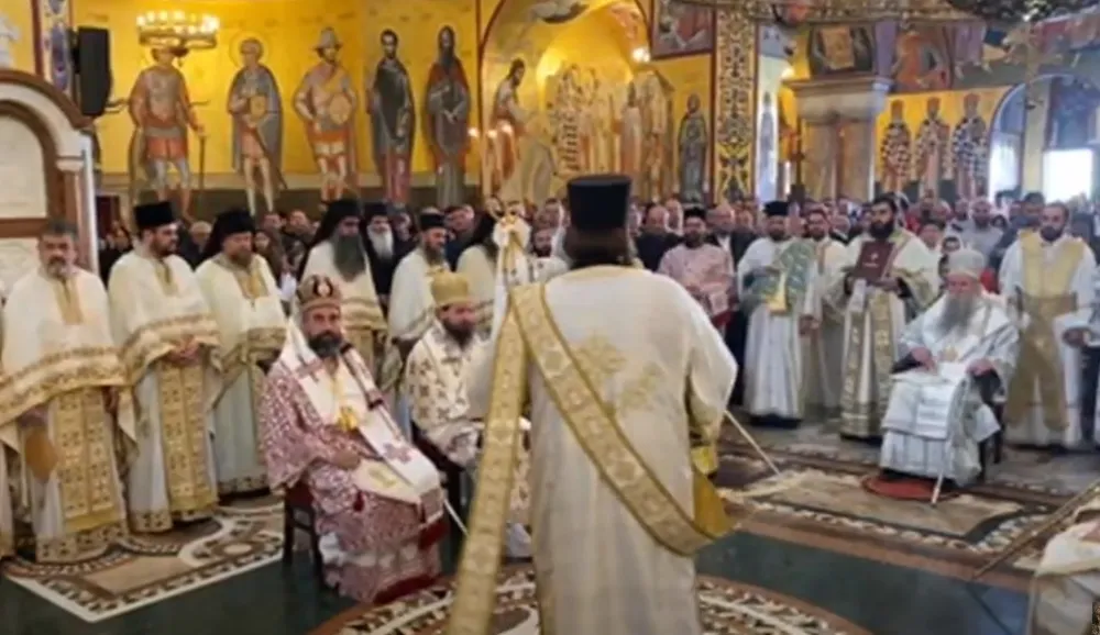 (VIDEO) Liturgija u Hramu Hristovog Vaskrsenja