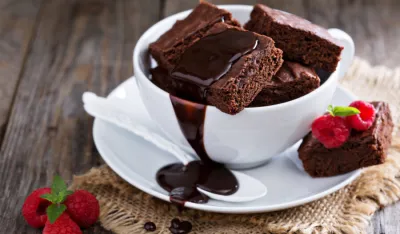 Kolač sa tri vrste čokolade