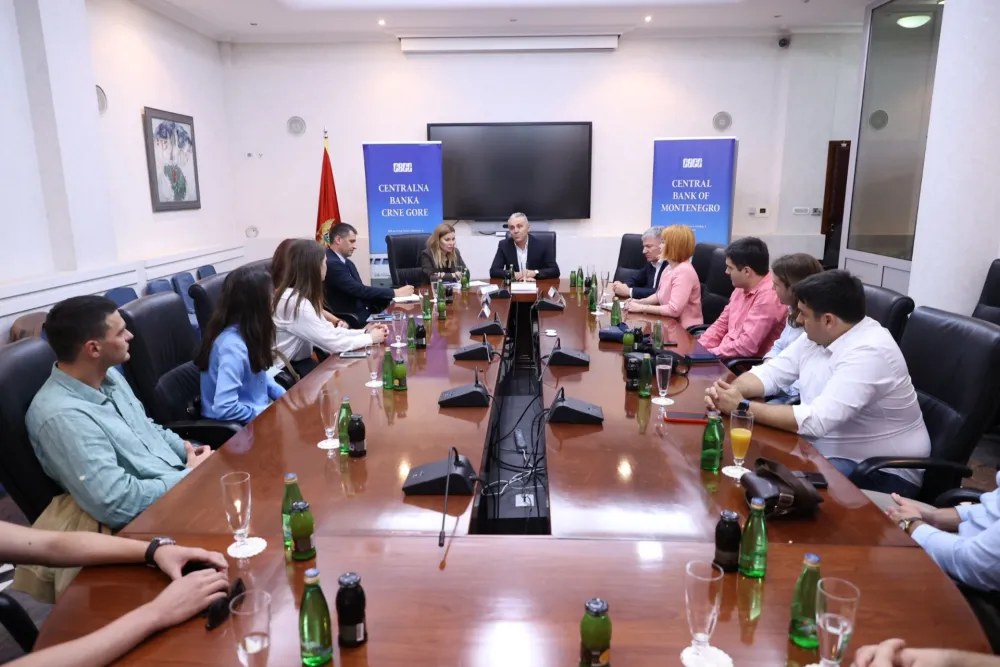 Održan sastanak sa finalistima CBCG Fintek Hakatona