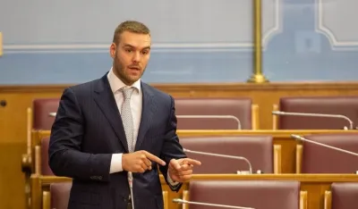 Rakočević: Većina poslanika slijedi instrukcije zvaničnika Srbije i Rusije