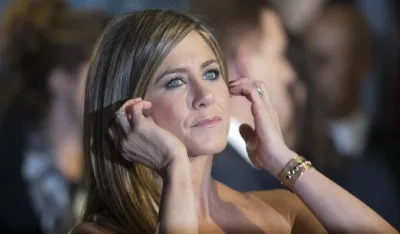 dženifer aniston