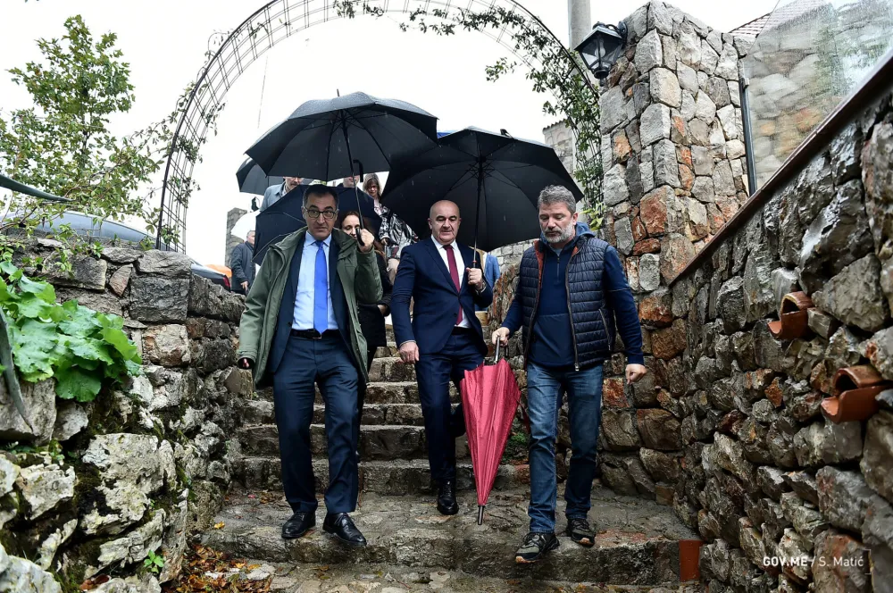 Njemački ministar poljoprivrede s Jokovićem obi&scaron;ao gazdinstva na Lu&scaron;tici