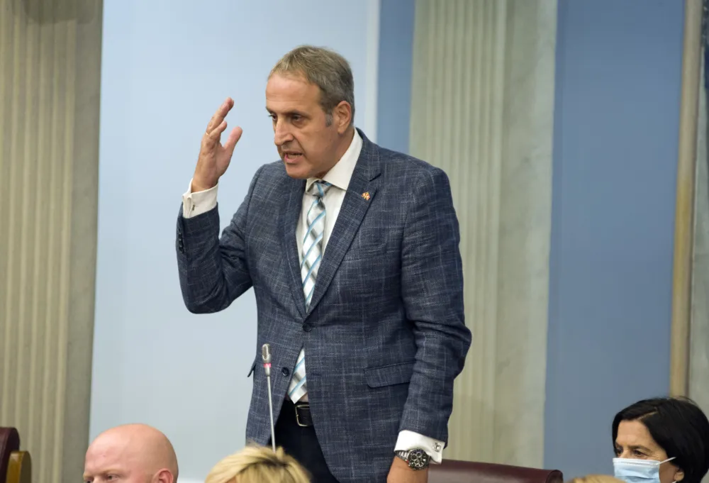 sastanak parlamentarne vecine, vanredna sjednica skupstine