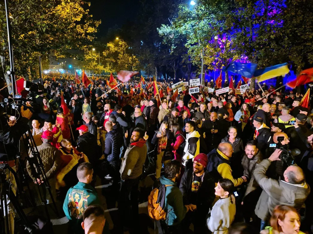 IMA NAS, protest ispred Skup&scaron;tine