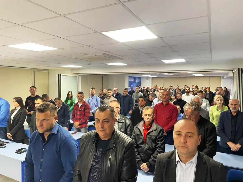 Njego&scaron; јe vertikala koja pripada svima