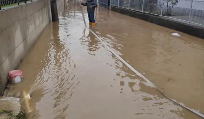 Ibar poplavio nekoliko kuća