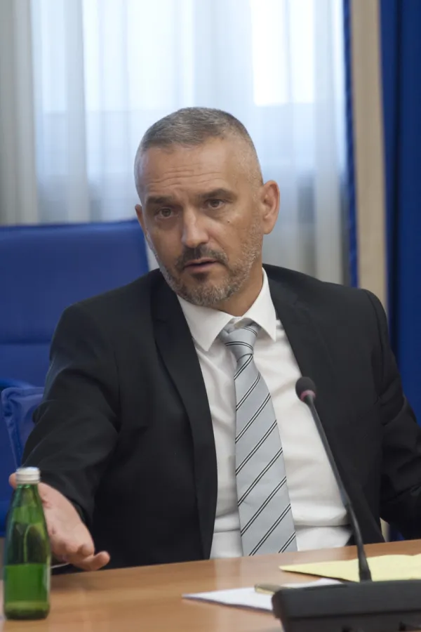 Odbor za bezbjednost, saslusanje direktora policije, direktor policije, direktor uprave policije, Zoran Brdjanin