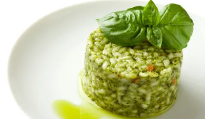 Zeleni rižoto sa parmezanom