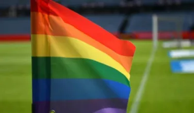 ЛГБТ застава