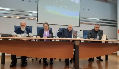 Riјečima tiјesno, a mislima &scaron;iroko