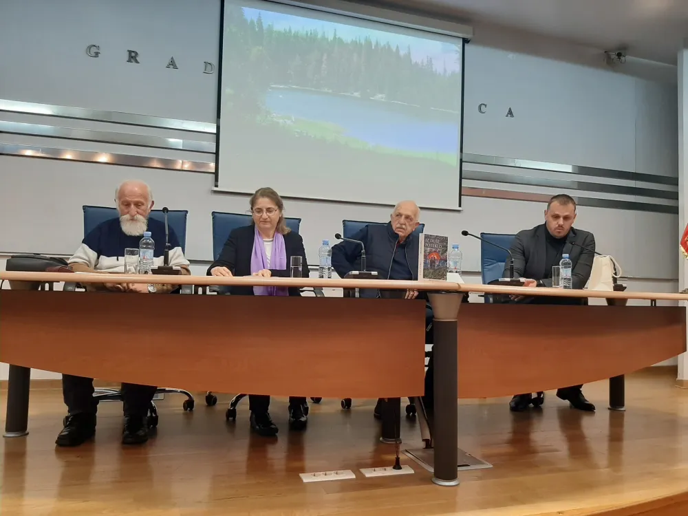 Riјečima tiјesno, a mislima &scaron;iroko