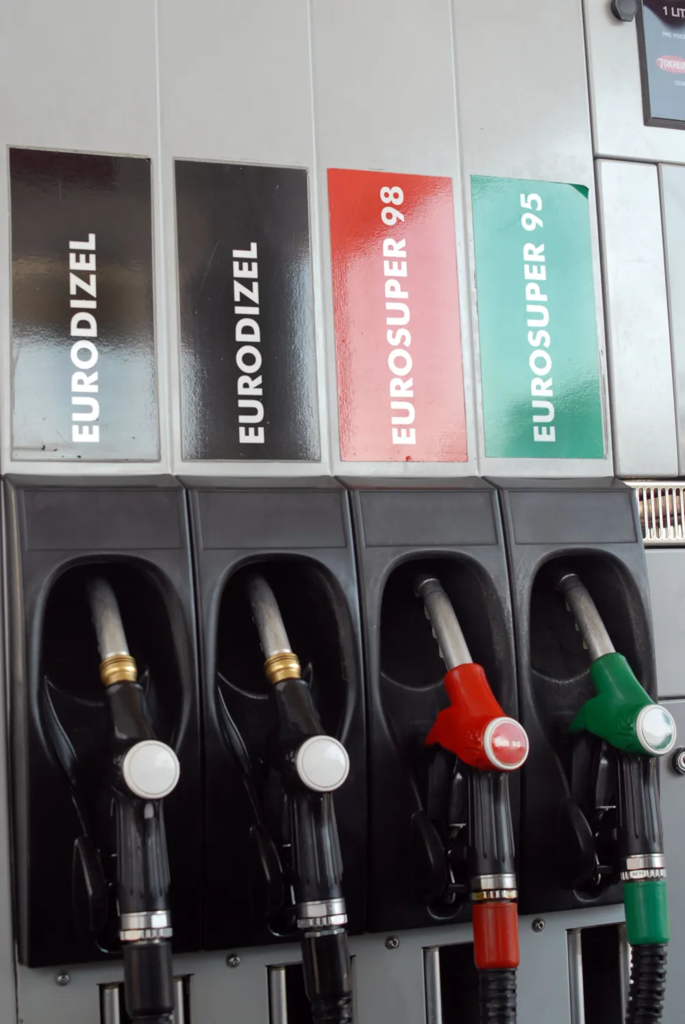 Odluke o umanjenju akciza na gorivo državu ko&scaron;tale 37 miliona eura