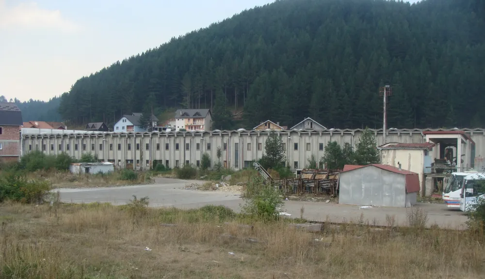 GORNJI IBAR, IMOVINA, Lamelirnica