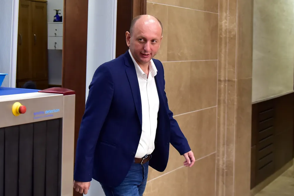 Knežević verbalno napadnut na podgoričkom Aerodromu