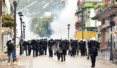Protest cetinjana zbog ustolicenja mitropolita Joanikija