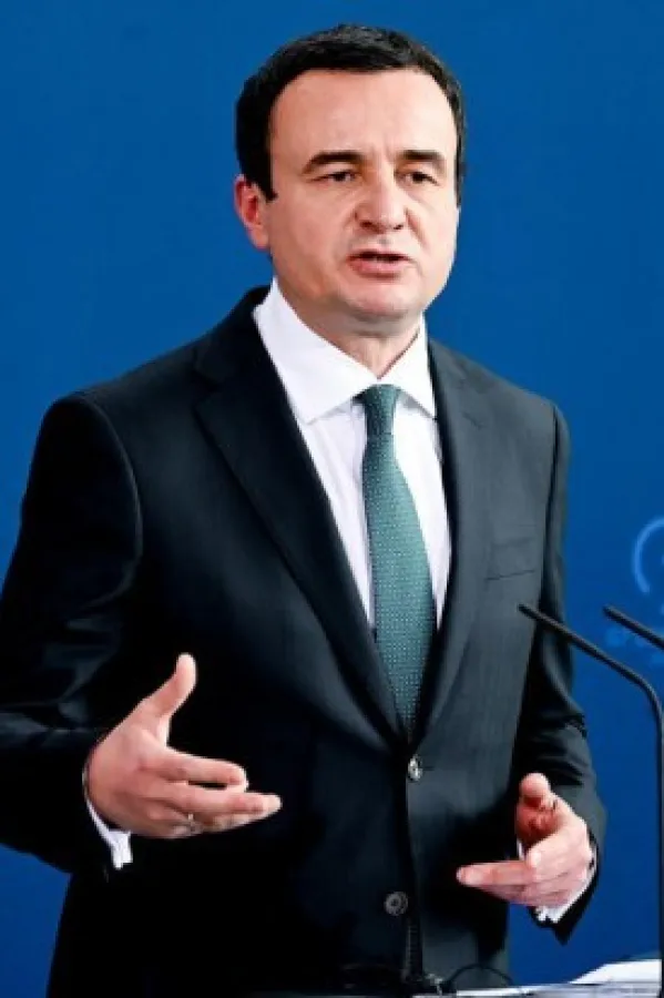 Аљбин Курти