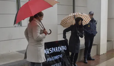 Protest radnika kuture ispred vlade, protest radnika iz kulture