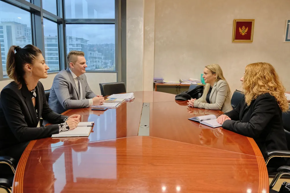 &Scaron;ahmanović sa Ambasadorkom Republike Italije Andreine Marsel