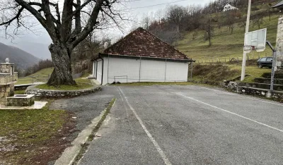 Школа у Велици