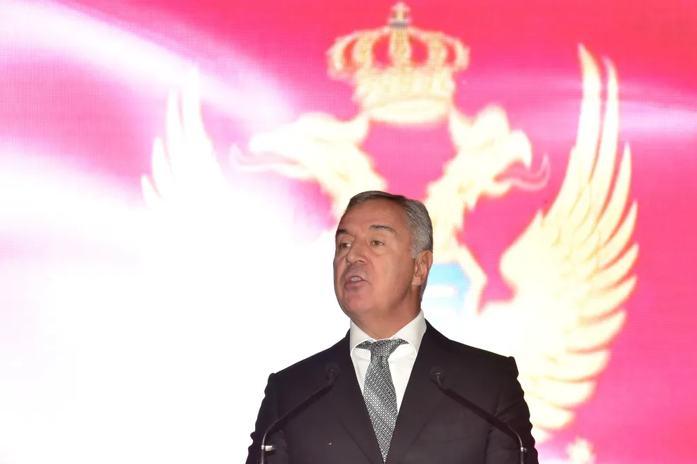 Milo Djukanovic, Dan vojske, Dan Vojske Crne Gore, Vojska Crne Gore