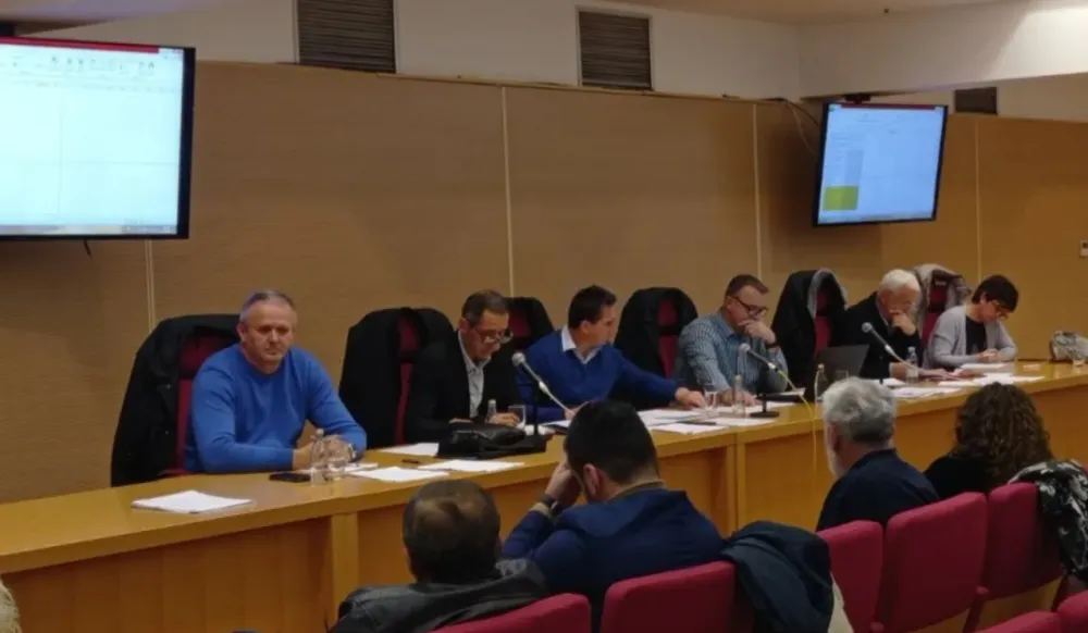 Sindikat Uprave i pravosuđa Crne Gore