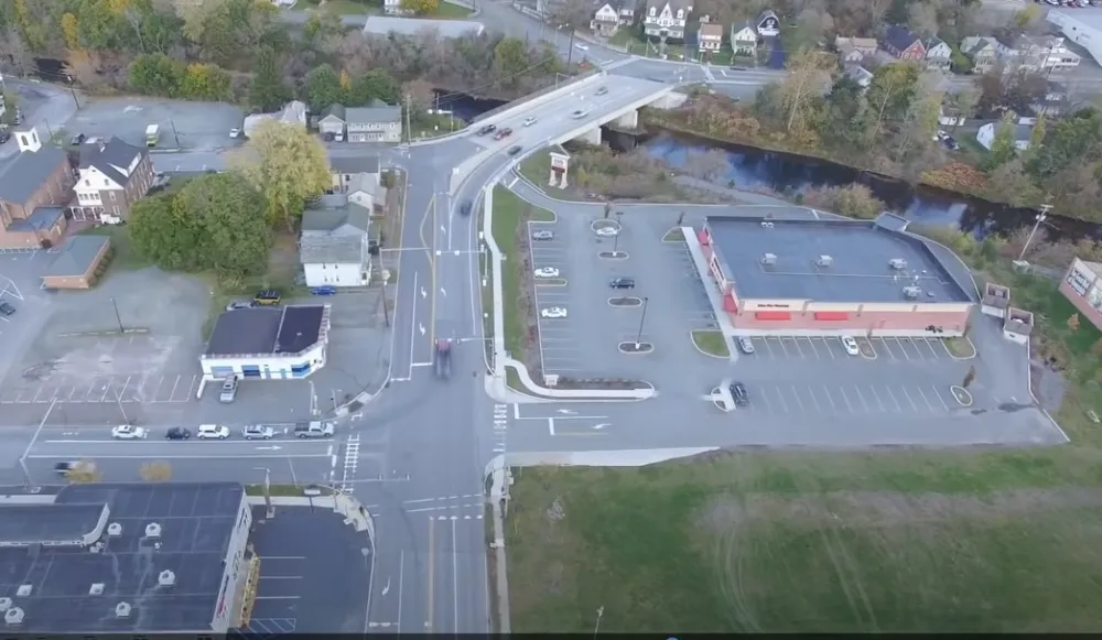 (VIDEO) Sumnjao da ga žena vara: Iskoristio dron i saznao istinu