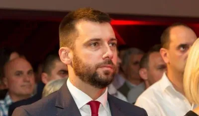 БОЈАН ЗЕКОВИЋ