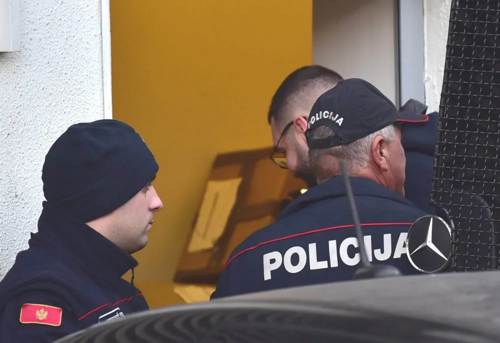 Privođenje Milo&scaron;evića SDT