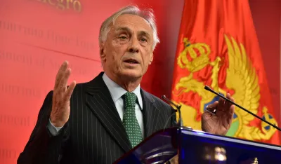 Miodrag Lekic, Sastanak parlamentarne vecine oko formiranja nove vlade