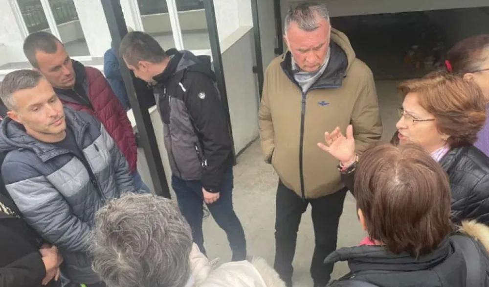 Penzioneri iz Bara o&scaron;tećeni za preko 100 hiljada eura: Tvrde da su im stanovi manji za nekoliko kvadrata