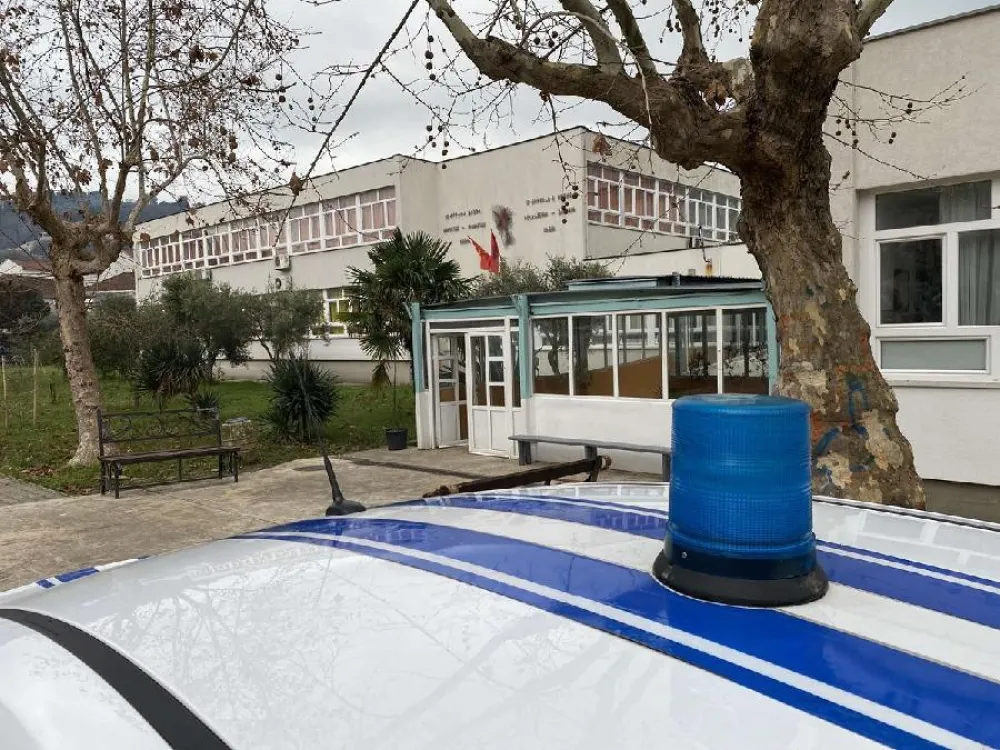 Dojave o bombama na Univerzitetu i u ulcinjskoj &scaron;koli