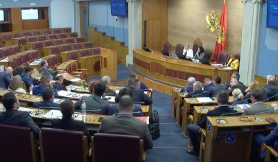 (VIDEO/UŽIVO) Skup&scaron;tina danas o dopuni Zakona o igrama na sreću