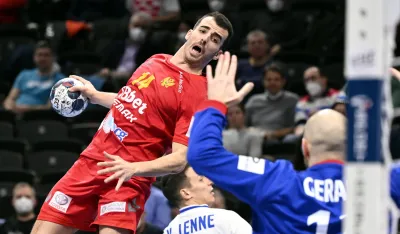 Милош Вујовић