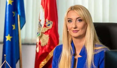 Јелена Перовић