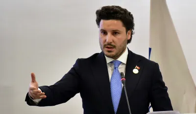 Abazović: Ulazak Hrvatske u &Scaron;engen i eurozonu istorijski dan