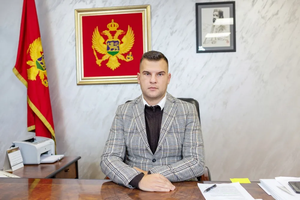 Mihailo Asanović za &bdquo;Dan&rdquo;: Glavni grad јe Zetu u avgustu 2020. skinuo sa mape