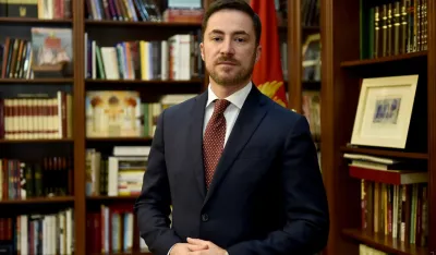 Александар Богдановић 