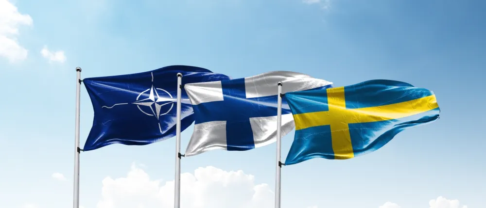 Zastave Finska, &Scaron;vedska, NATO