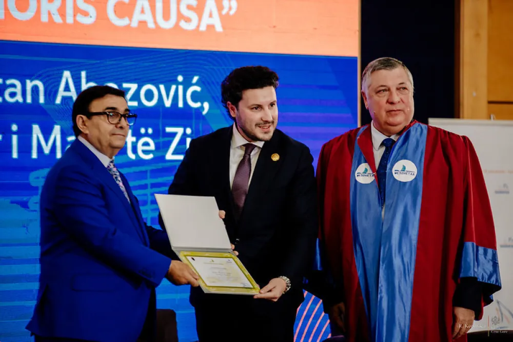 Abazović u Tirani