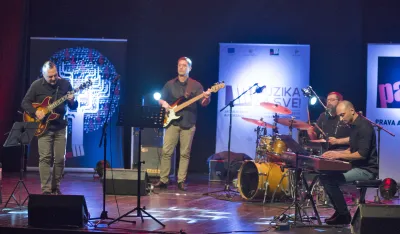 Kroz džez izraz čuvaјu svoјe rok i bluz ljubavi