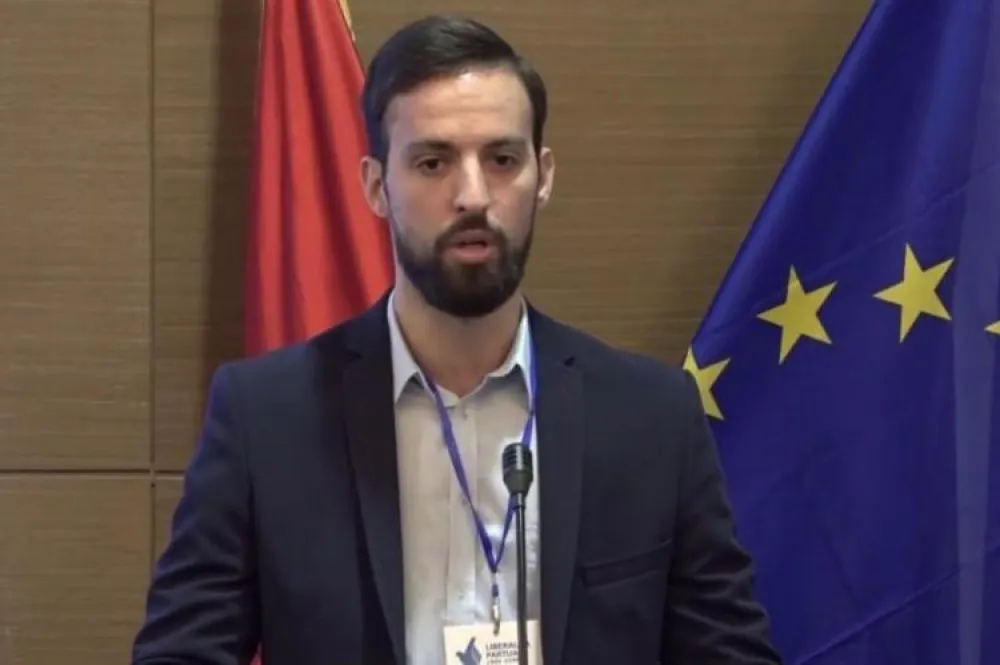 Zirojević: Izdajnik ranga Abazovića u porukama EU zaista i ne vidi ni&scaron;ta negativno